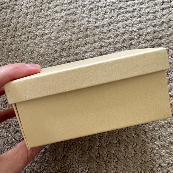 14KT Yellow Gold 3 Row Black Spinel Earrings - Picture 7 of 7